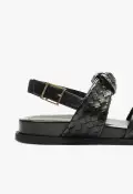 Kareena Knot Sporty Sandal(5,Black)