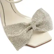 Mila Nappa Leather Sandal(5,Pearl)